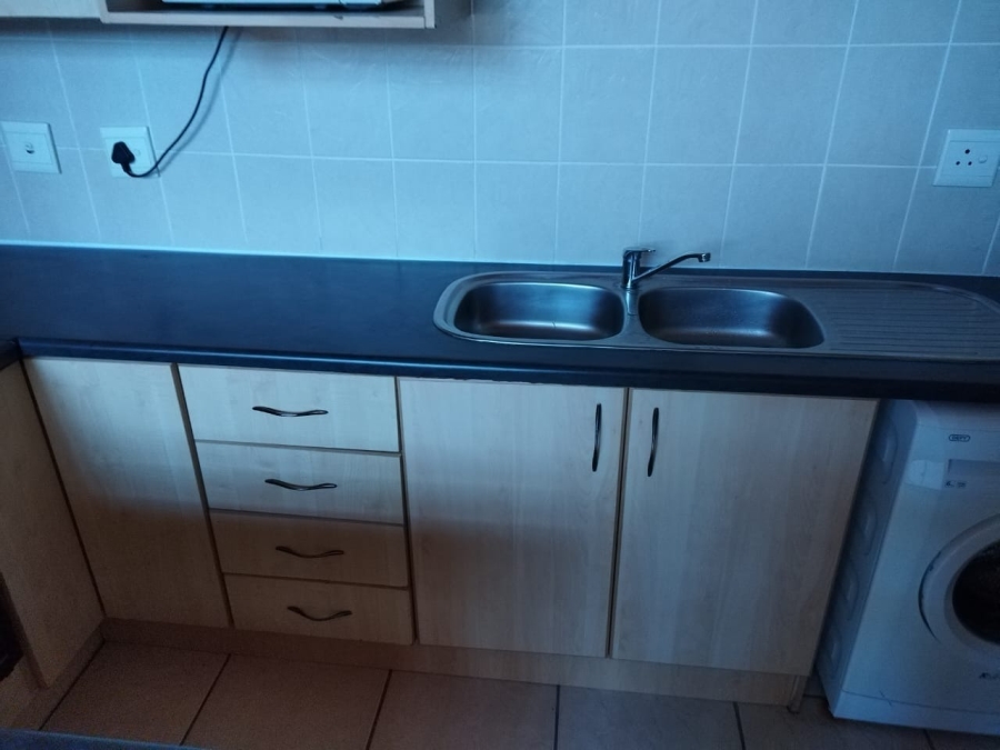 To Let 1 Bedroom Property for Rent in Bluewater Bay Eastern Cape